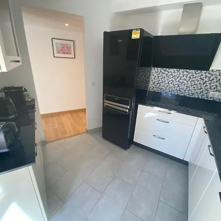 Riviera Eden Palace Lejlighedshotel