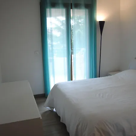 Riviera Eden Palace Lejlighedshotel