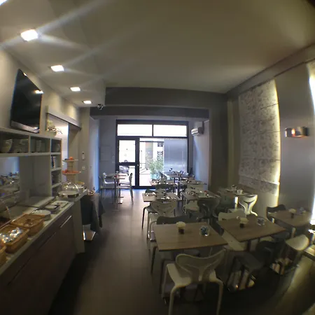 Riviera Eden Palace Lejlighedshotel 4*