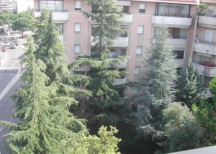 Riviera Eden Palace Apart Otel Cannes