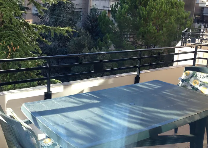 Ξενοδοχείο με διαμερίσματα Riviera Eden Palace