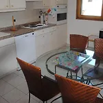 Riviera Eden Palace شقة فندقية