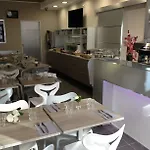 Riviera Eden Palace شقة فندقية