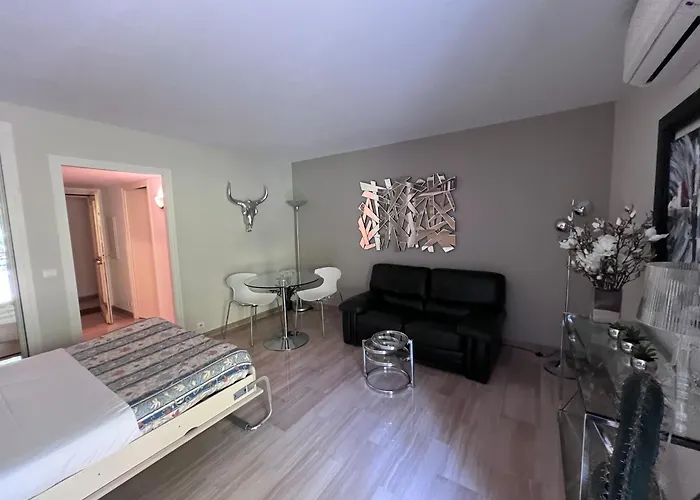 Aparthotel Riviera Eden Palace Cannes