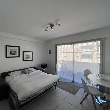 Riviera Eden Palace 4* Канны