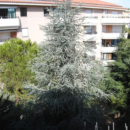 Riviera Eden Palace 4* Канны