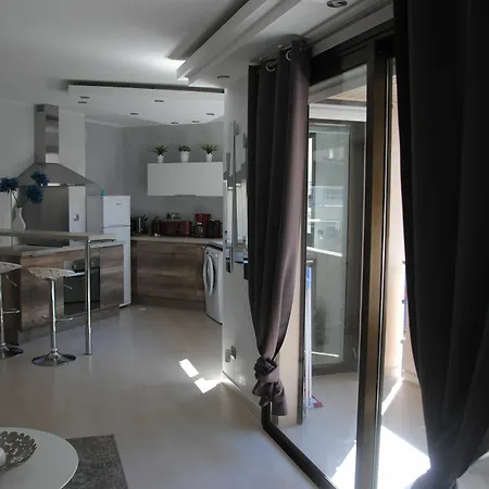 Appart hôtel Riviera Eden Palace